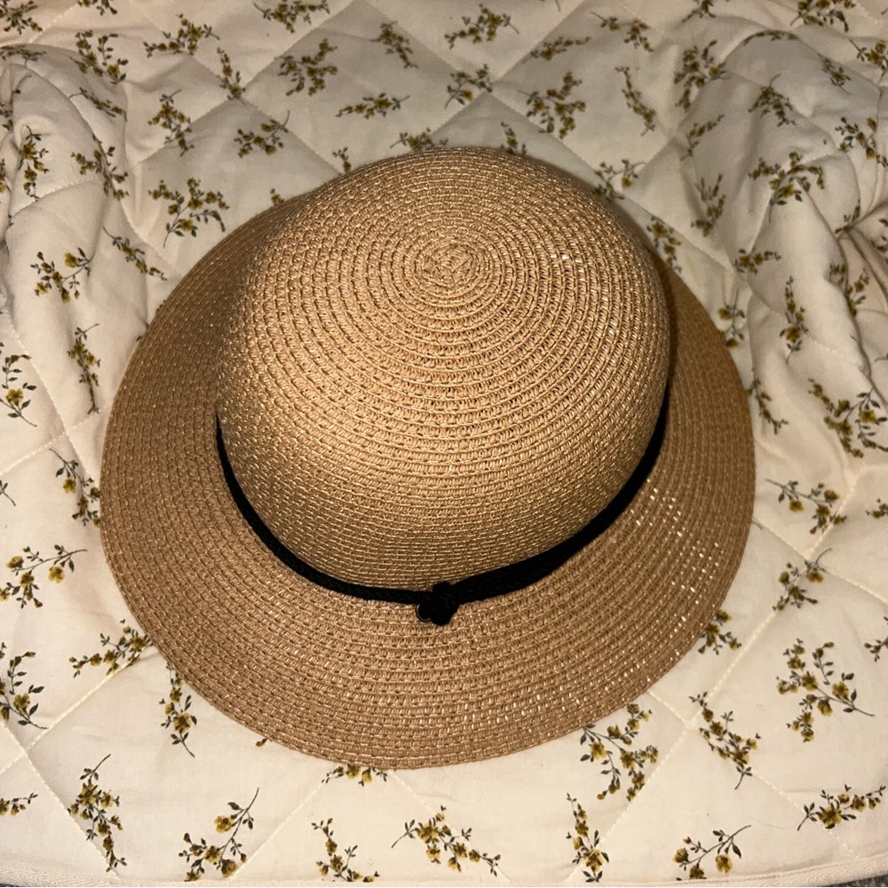 Beige Beach Hat
